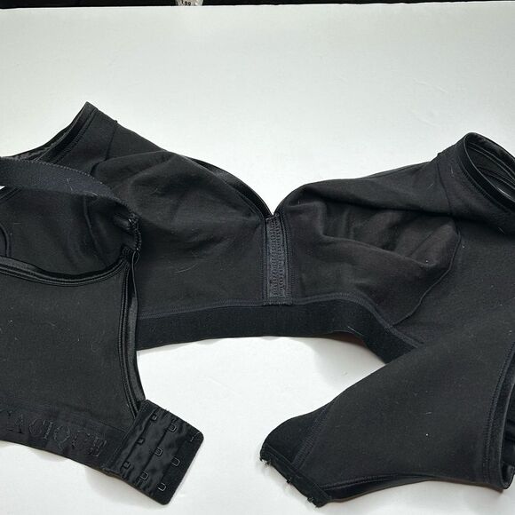 Cacique Black Wireless unlined Bra 46C  Adjustable Straps - Picture 4 of 8